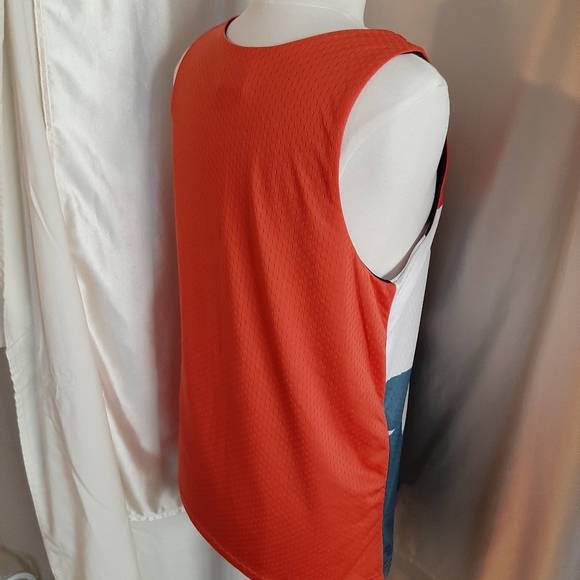 USA Tank - Picture 2 of 2